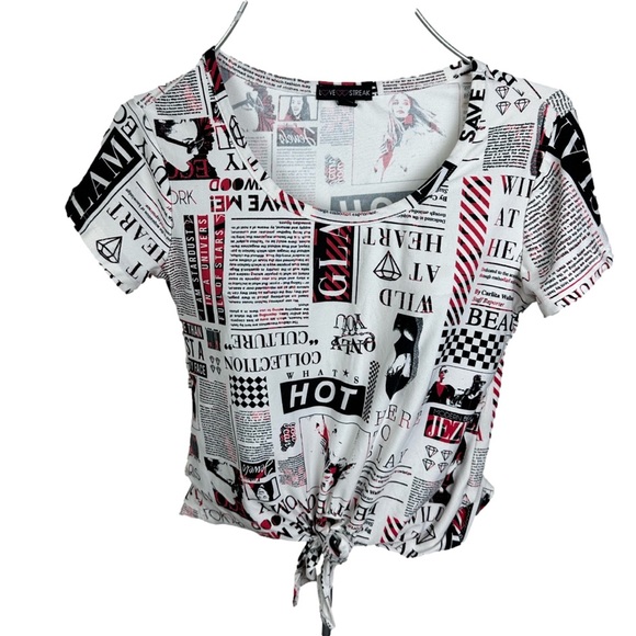 Newspaper short sleeve crop top - Picture 4 of 4